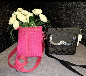 Coach BUY 1 GET 1 FREE Vintage Signature Crossbodies Shoulderbags  MINT