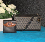 Dooney Bourke Vintage  Logo Charm Crossbody Shoulderbag with Kisslock Wallet