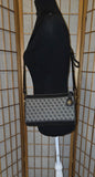 Dooney Bourke Vintage  Logo Charm Crossbody Shoulderbag with Kisslock Wallet